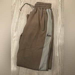 INAKA men’s relaxed sweats